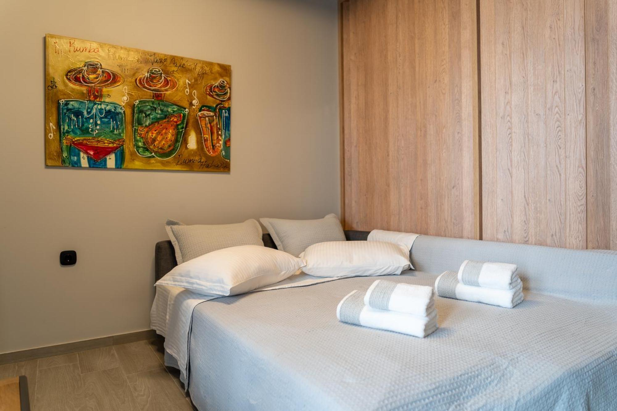 The Beehive Apartment *